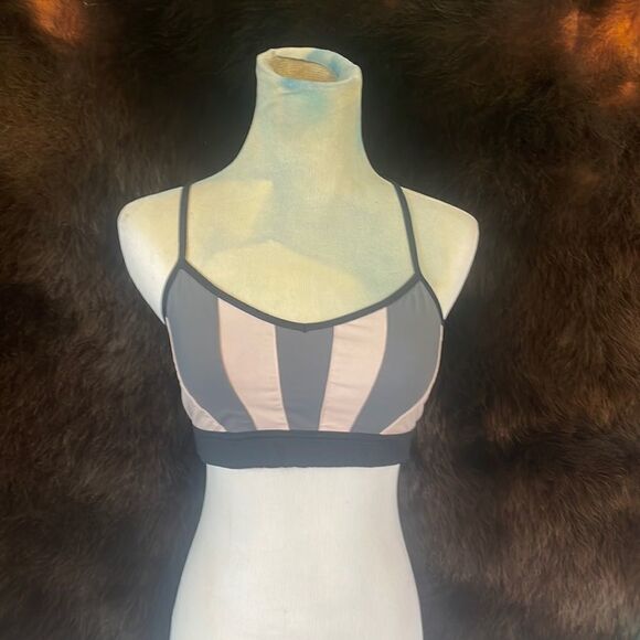 ALO sports bra S (3750) - Picture 1 of 6